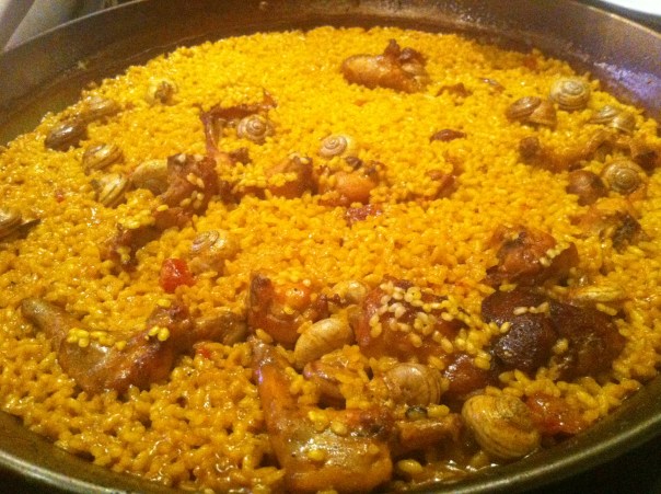 Arroz con conejo y caracoles 