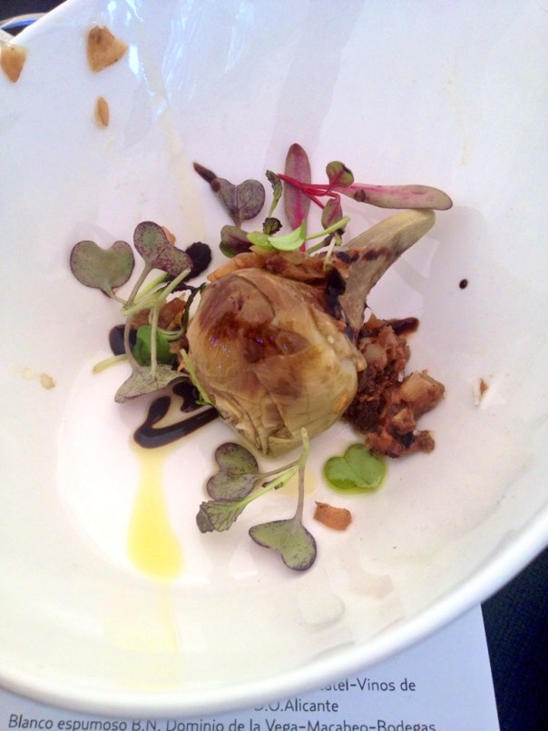 Alcachofa con jamón vegetal