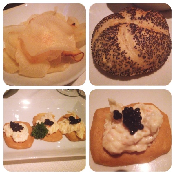 chips, pan y ensaladilla