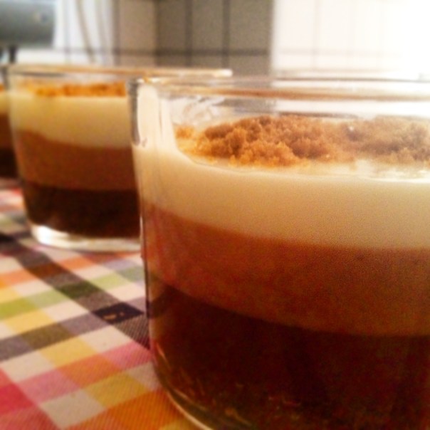 Tarta individual de 3 chocolates